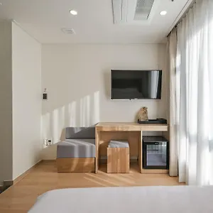 旅馆 N 동대문東大門